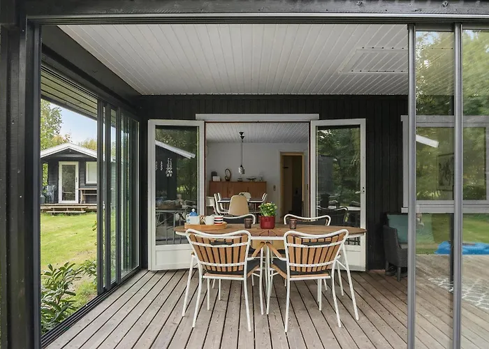 Σπίτι διακοπών Cozy In With Kitchen